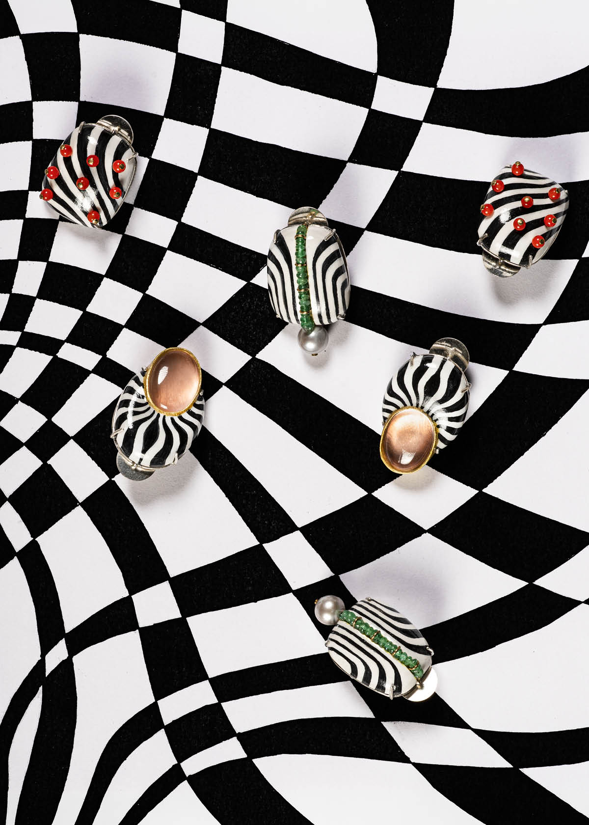 Contemporary Jewelry earrings Nidor collection Gian Luca Bartellone Bodyfurnitures Italy